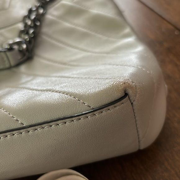 Tory Burch Alexa Quilted Slouchy Leather Tote.  Great bag for Fall - Picture 12 of 12